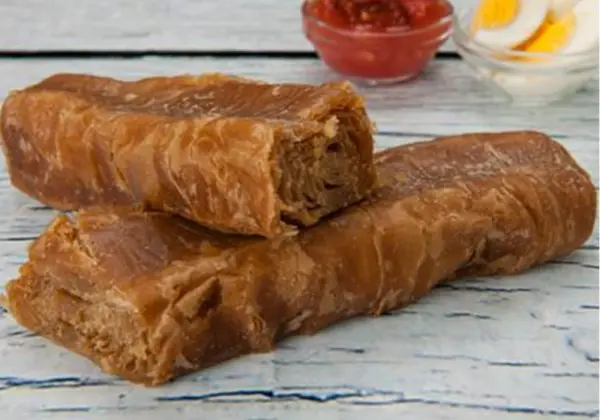 מאפה זיווה מבצק עלים, חתוך לשניים